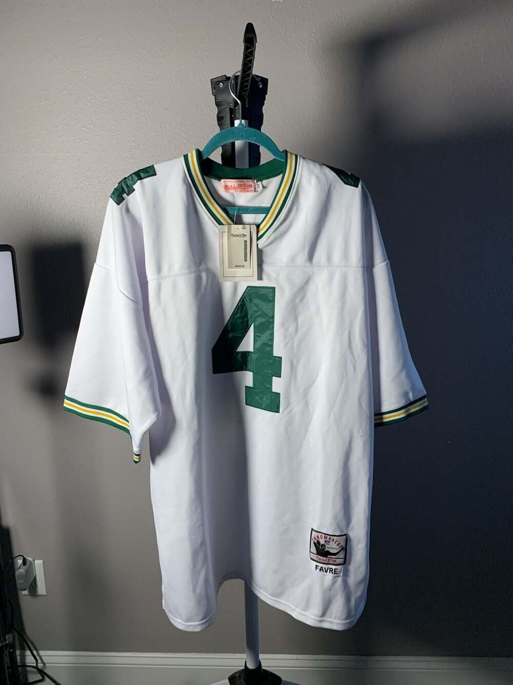 Mitchell & Ness Green Bay Packers 1996 Brett Favre Authentic White Legacy Jersey